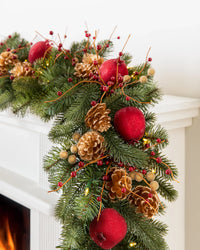 Guirlande en épinette blanche du Vermont, rouge et or